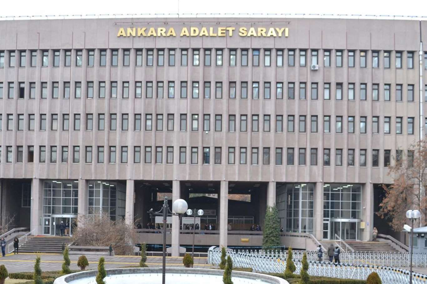 TBMM'deki rehine alma girişiminde 2 DHKP-C'linin cezası belli oldu TBMM'deki rehine alma girişiminde 2 DHKP-C'linin cezası belli oldu